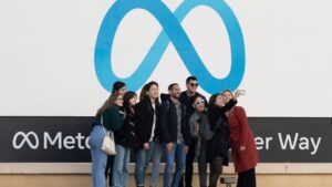 CTO Meta Janjikan Dukungan Lebih Personal dan Camilan Usai Moral Karyawan Merosot