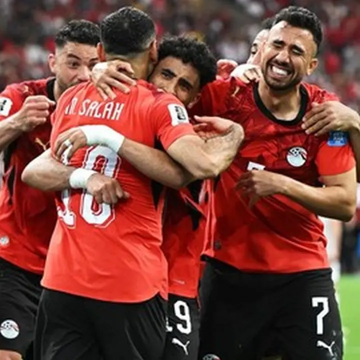 Mesir Raih Kemenangan Pertama di Piala Dunia, Pemain Sujud Syukur Usai Laga