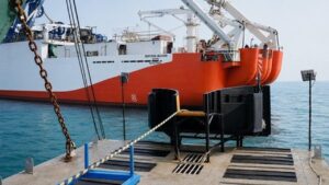 Triasmitra Selesaikan Kabel Laut Rising 8, Bidik Pendapatan Rp1,01 T pada 2026