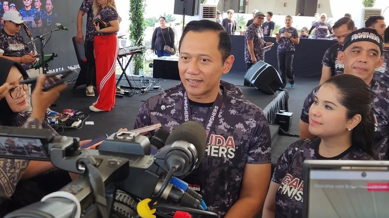 AHY Pastikan Sekolah Layak, Tinjau Langsung Proses Renovasi di Lapangan