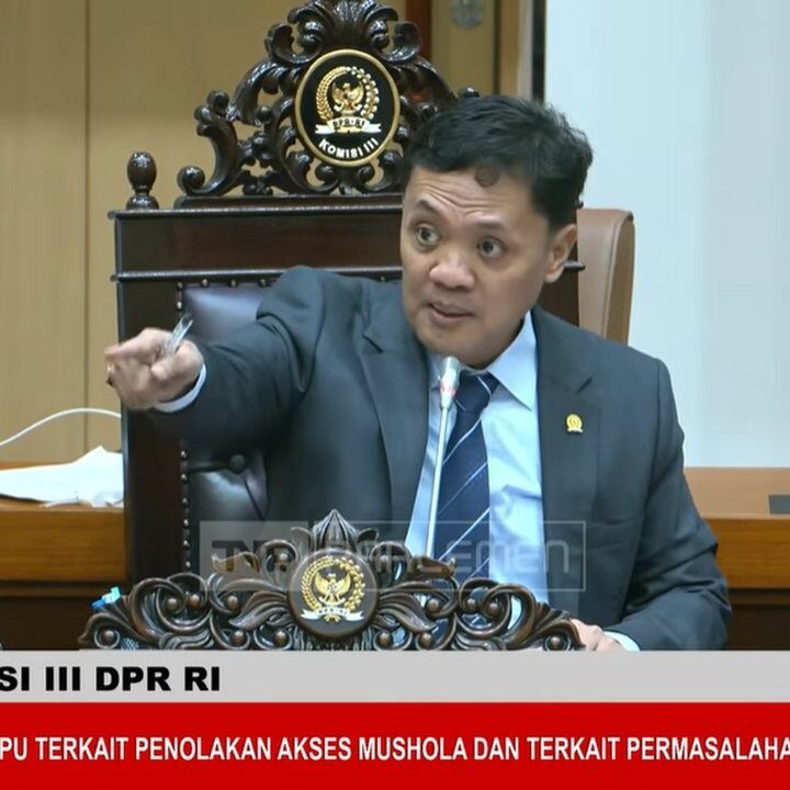 Aksi Main Hakim Sendiri Tewaskan Pencuri Ayam, DPR Mendesak Pengusutan Tuntas