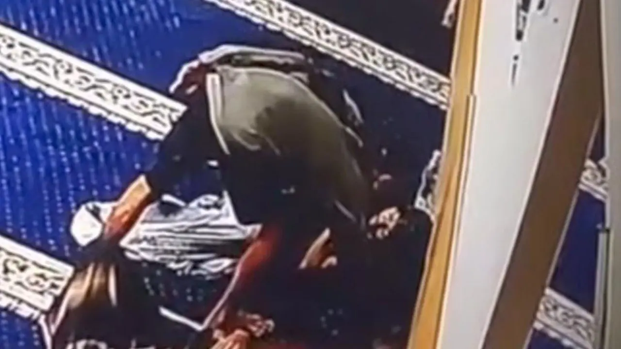 Aksi Pencurian Tas di Musala RS Bogor Terekam CCTV, Polisi Buru Pelaku