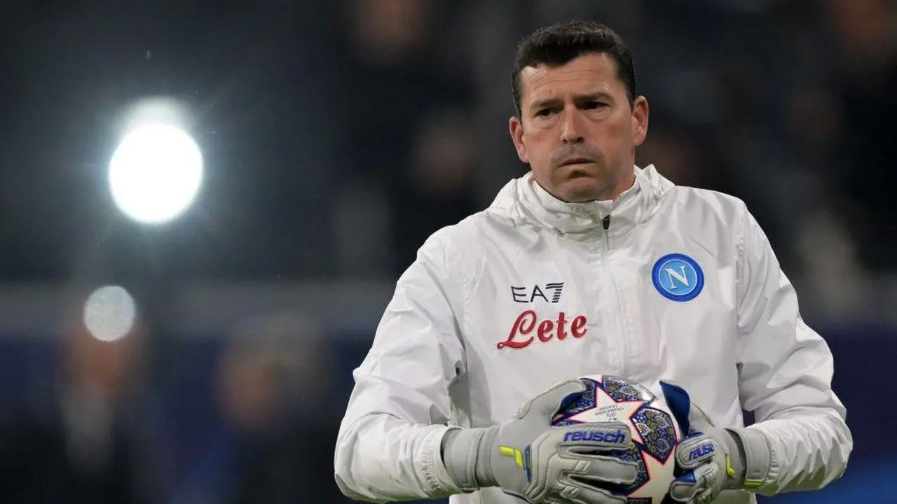 Alejandro Rosalen Resmi Jadi Pelatih Kiper Baru Liverpool