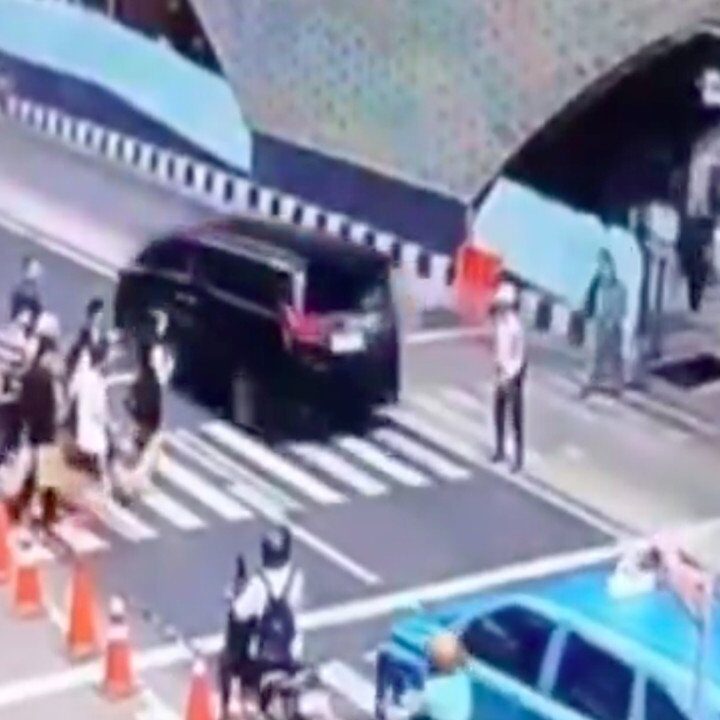 Alphard Terobos Zebra Cross HI: Ini Penjelasan Polisi Soal Pajak dan Kepemilikan Pelat Palsu