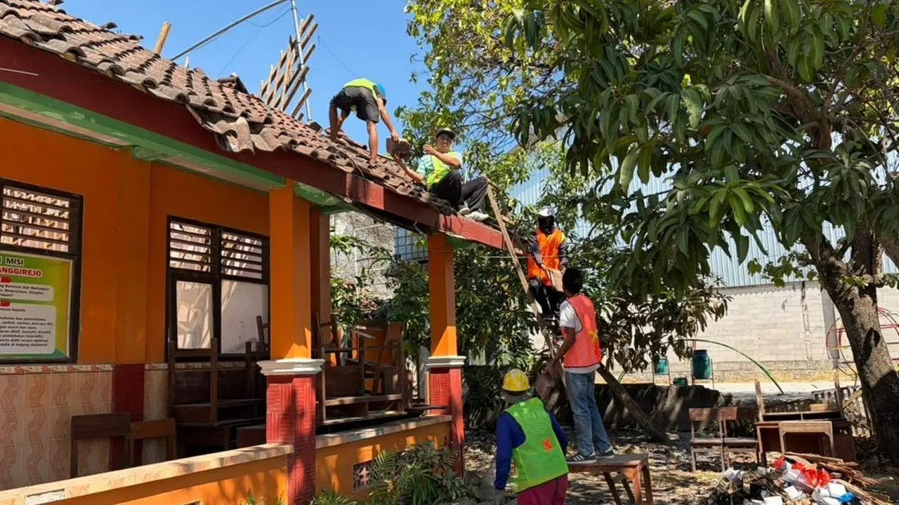 Atap SDN Tanggirejo Grobogan Rusak, Revitalisasi Dimulai