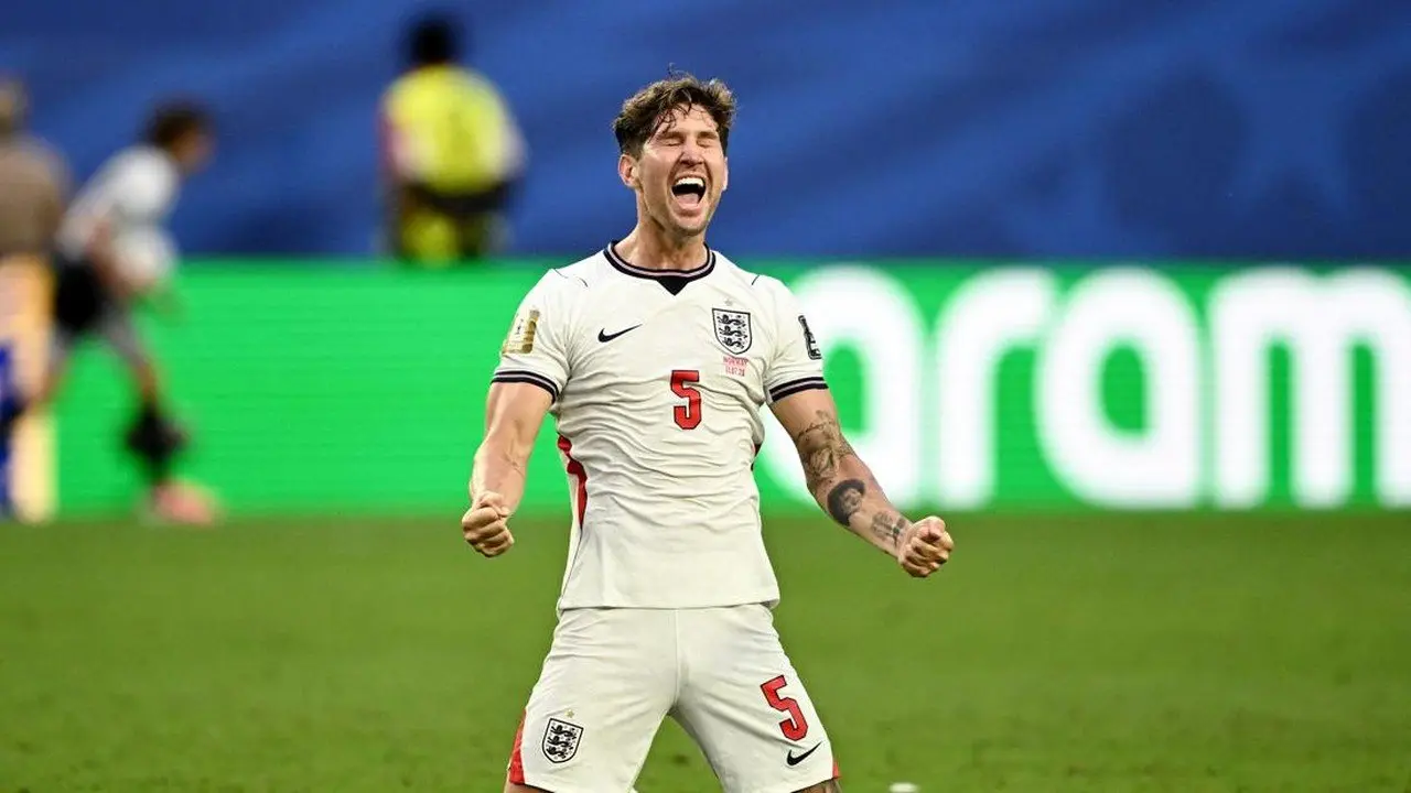 Cedera Saliba Beri Jalan, Arsenal Bidik John Stones