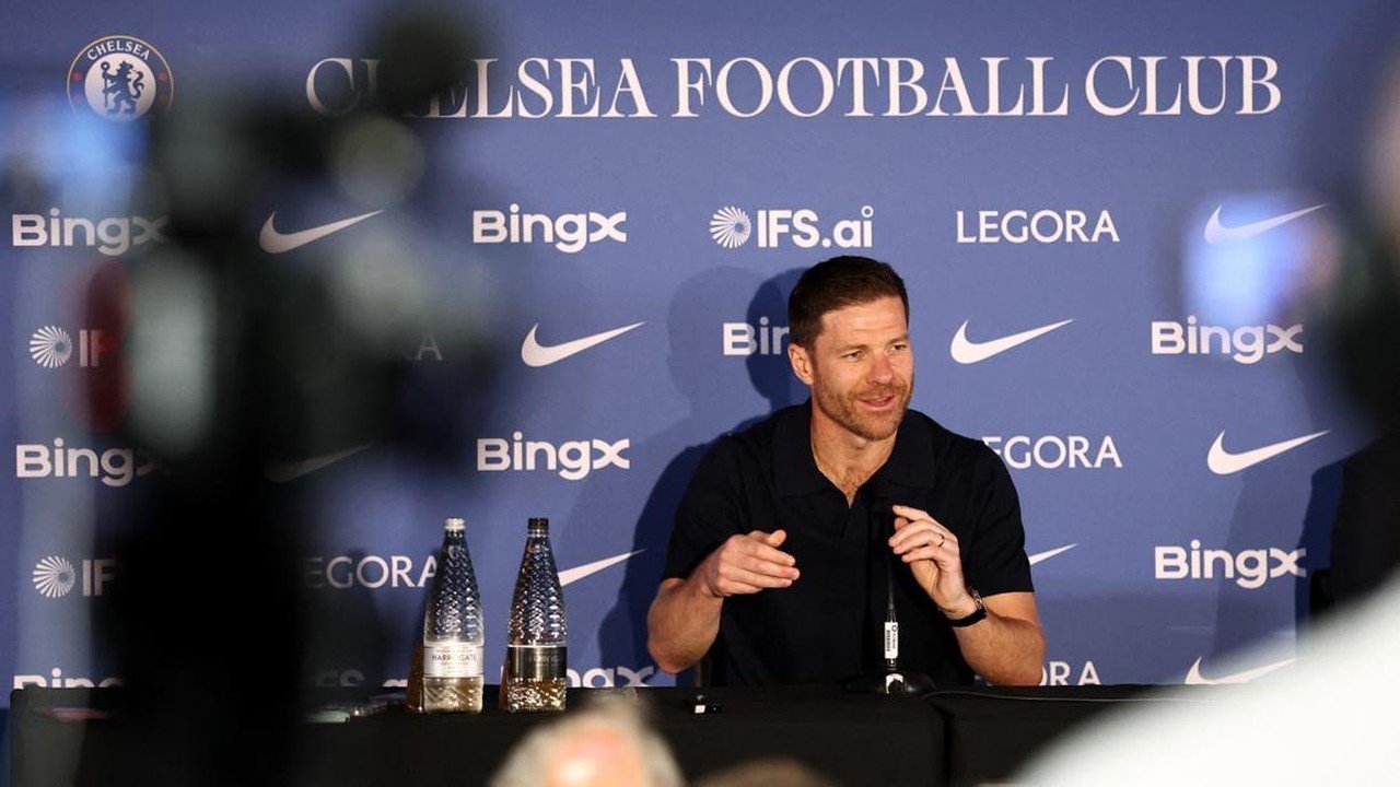Chelsea Bidik Pemain Senior: Apa Kata Xabi Alonso?