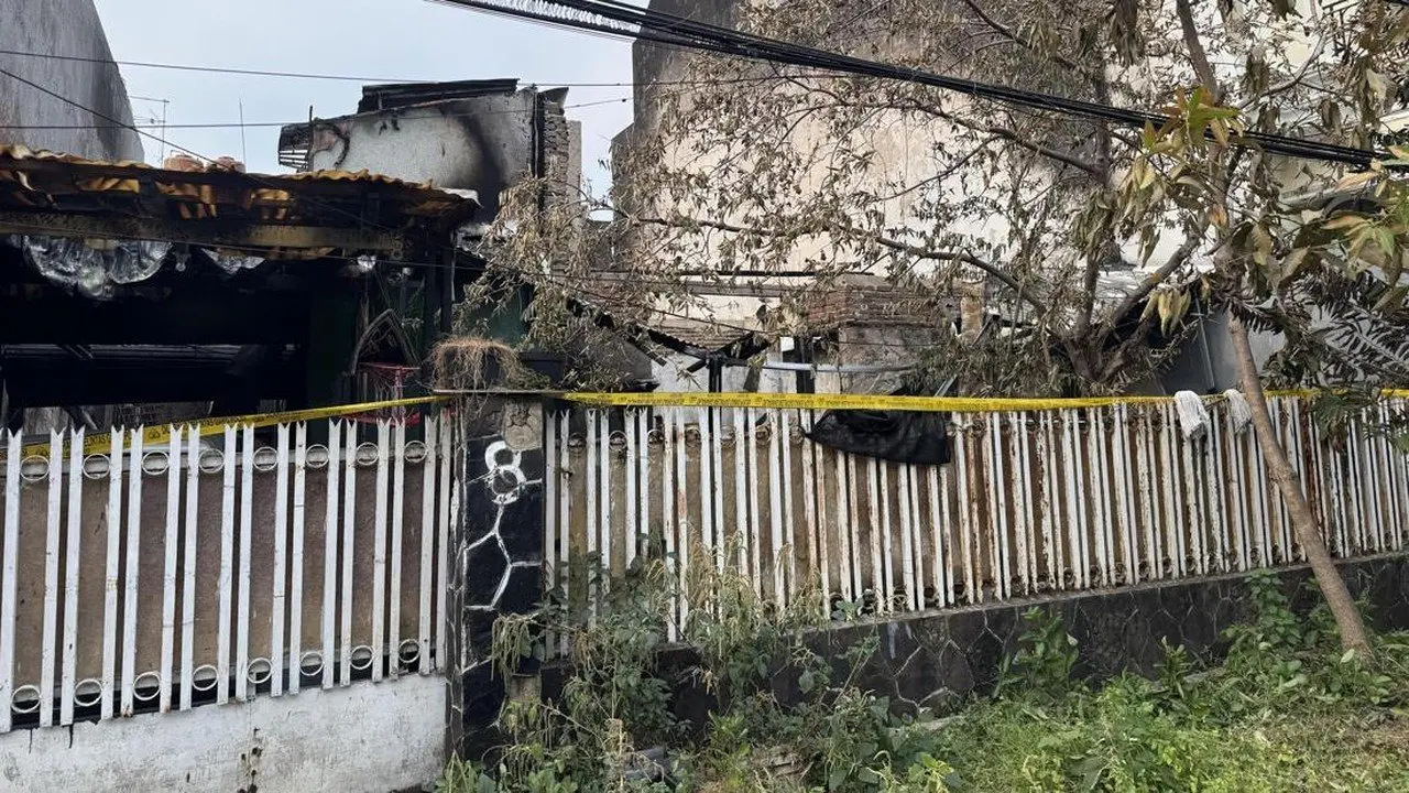 Detik-detik Ayah Gagal Selamatkan Anak dari Kobaran Api di Pulo Gadung