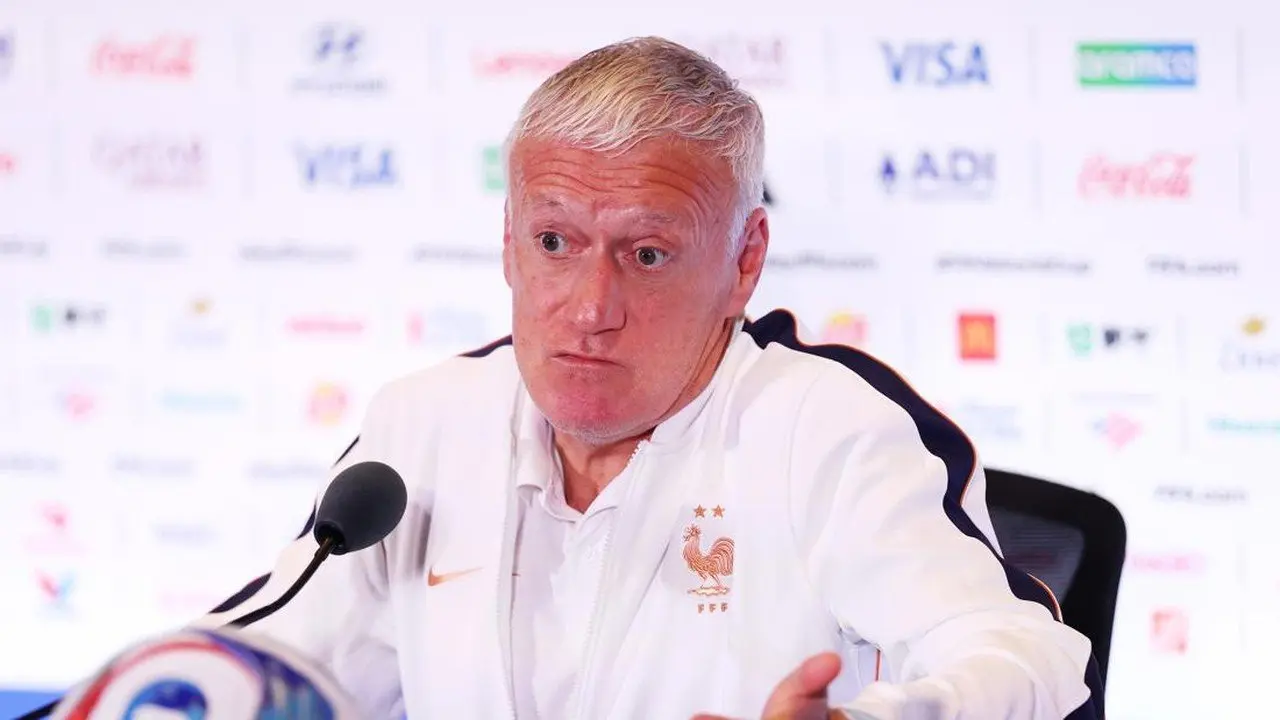 Didier Deschamps Tanggapi Kritik Pedas Christophe Dugarry Soal Kegagalan Prancis