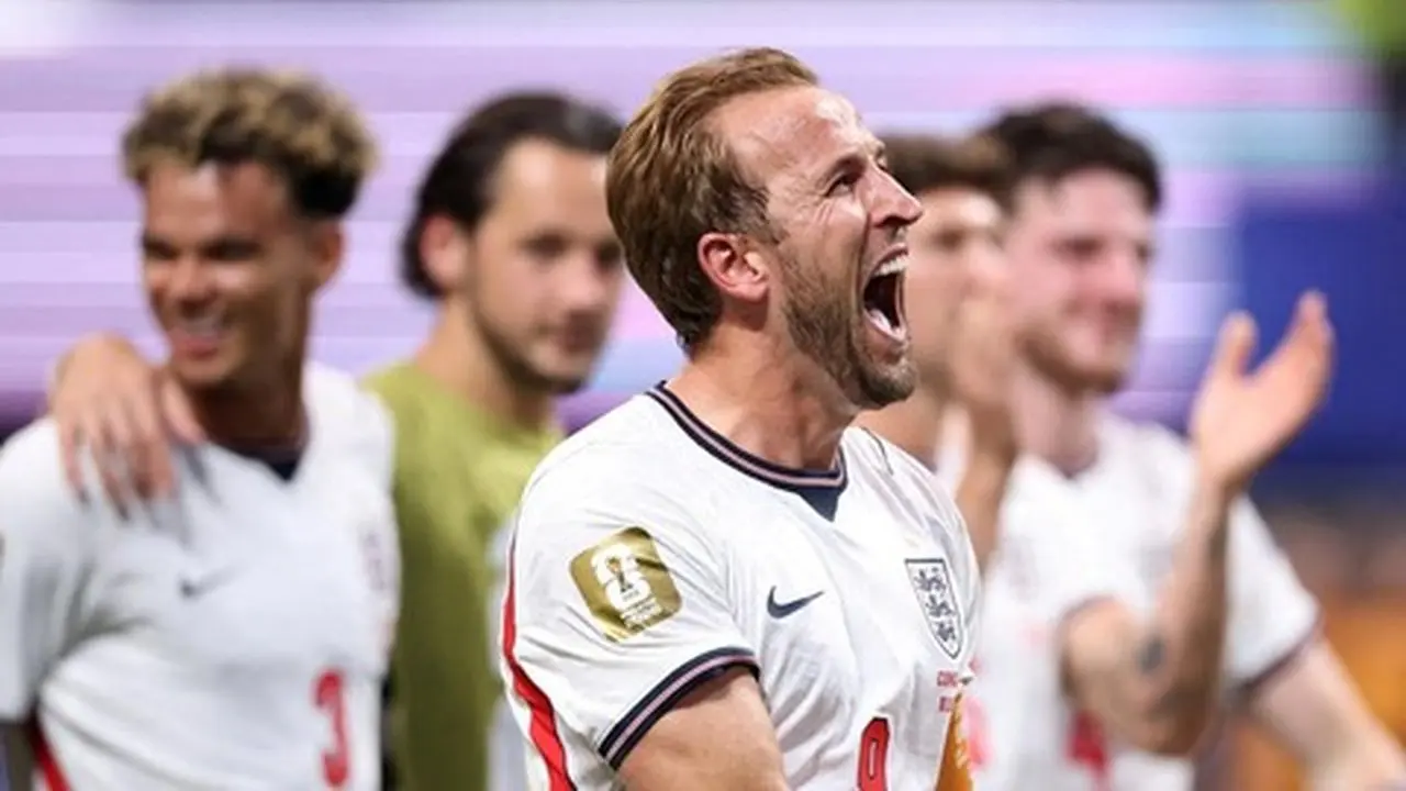 Featured 10