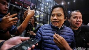 KPK Periksa Istri dan Dua Anak Mantan Sekjen MPR Tersangka Gratifikasi