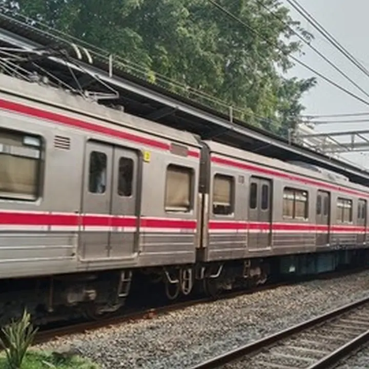 KRL Green Line Terhambat, KCI Sebut Ada Insiden ‘Temper’ di Stasiun Jurangmangu