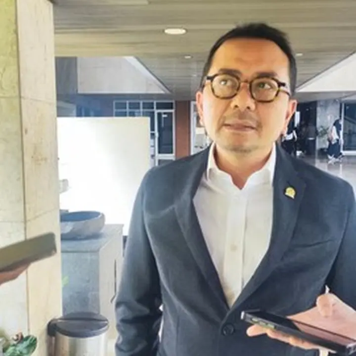 Komisi V Dorong Regulasi Teknis Atur Potongan Komisi Ojol 8%