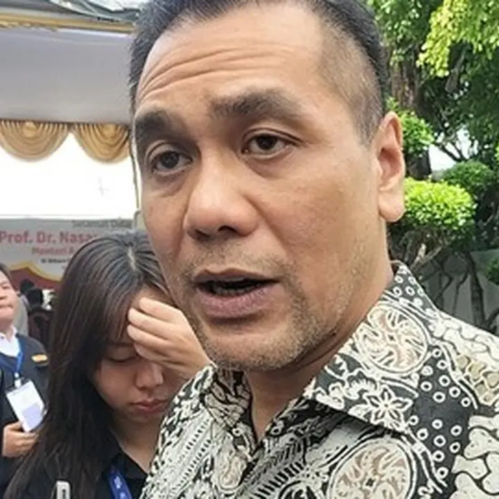 Gubernur Pastikan Jembatan ‘Gembok Cinta’ di Rasuna Said Dirancang Modern
