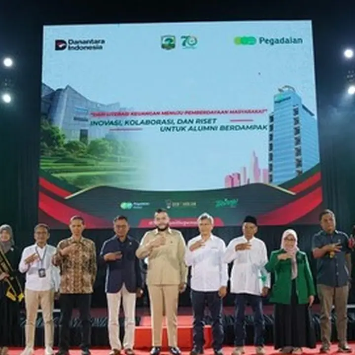 Pegadaian dan Unand Serahkan Blueprint Mitigasi Gempa Megathrust dan Tsunami untuk Padang