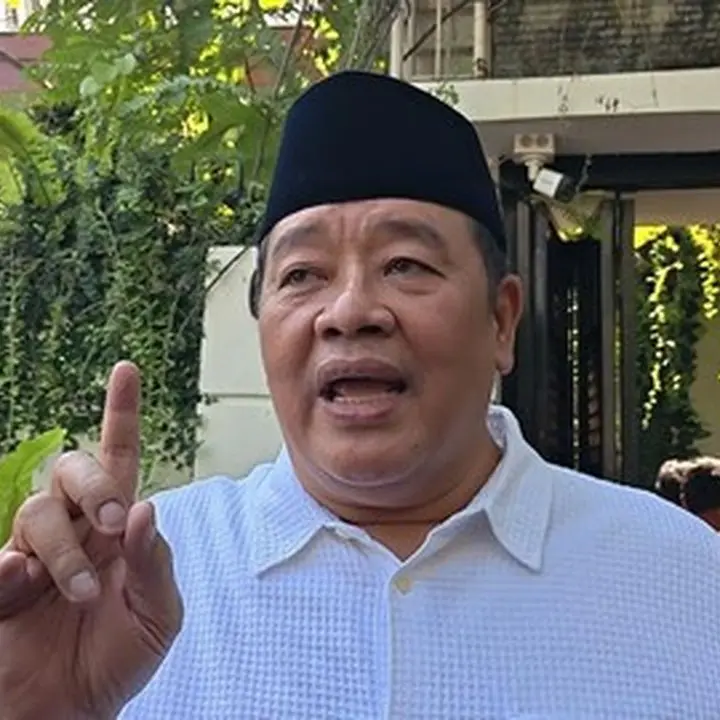 PSI Singgung Pernyataan Deddy Soal Prosesi Injak Kepala Kerbau Jokowi