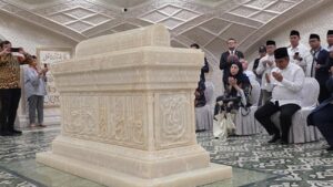Ketua MPR Ahmad Muzani Ziarah Makam Imam Bukhari di Samarkand, Sentil Peran Bung Karno