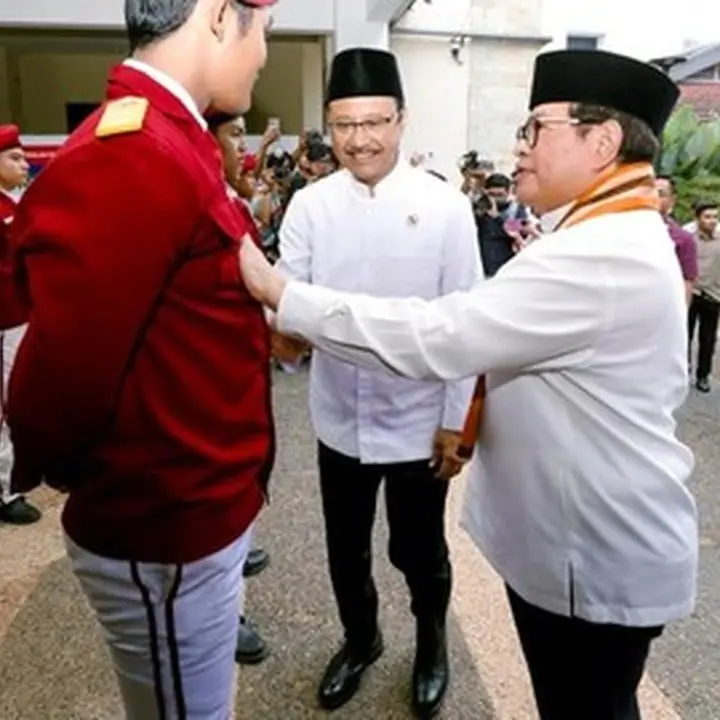 Pramono Terharu Saksikan Perkembangan Siswa Saat Open House Sekolah Rakyat
