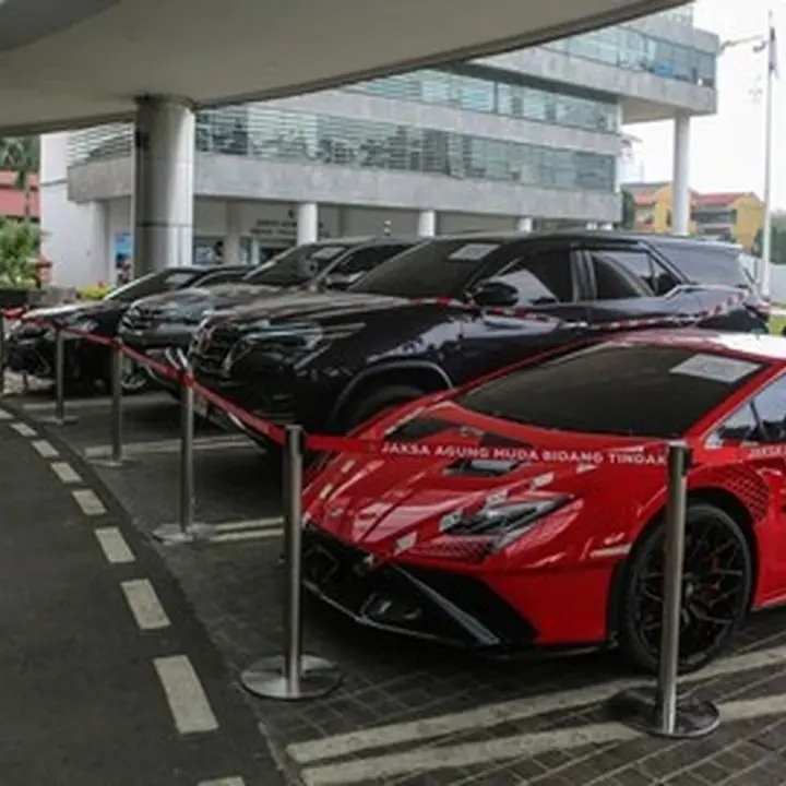 Kejagung Sita Lamborghini yang Disembunyikan di Gang Terkait Kasus IUP PT QSS