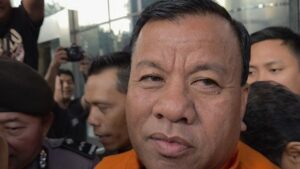 KPK Soroti Pola Suap Bupati Kuansing: Dari Pajero Sport ke Land Cruiser