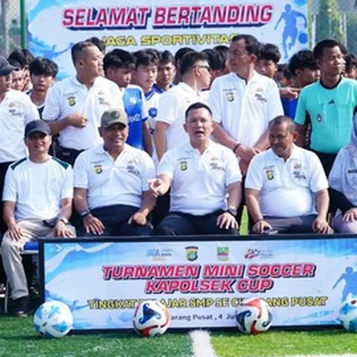 Polsek Cikarang Pusat Gelar Mini Soccer Cup Sambut HUT Bhayangkara Ke-80