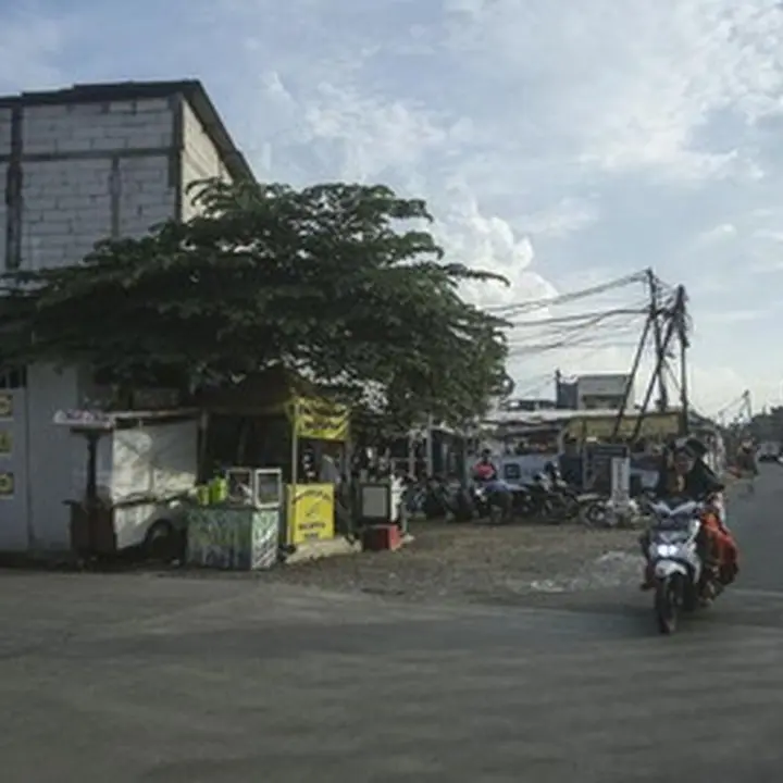 Pramono Pastikan Penyelesaian Jalan Sejajar Rel Pasar Minggu