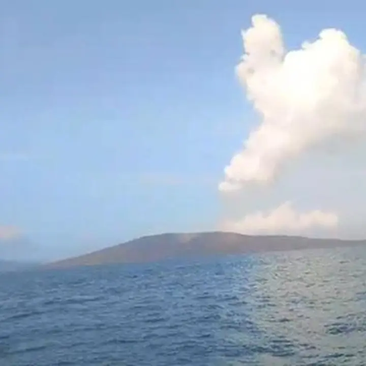 BPBD Pandeglang Imbau Warga Pesisir Waspada Setelah Gunung Anak Krakatau Naik Status