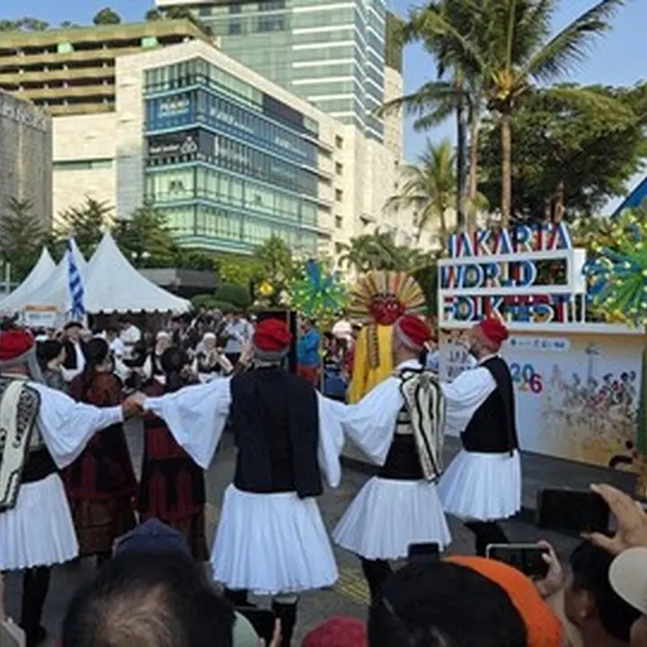 Parade Budaya CFD Bundaran HI Ramaikan JWFF Sambut 500 Tahun Jakarta