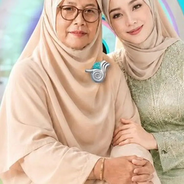 Wardah Raih Bronze Lion di Cannes Lewat Inovasi Alat Bantu Dengar Khusus Hijab