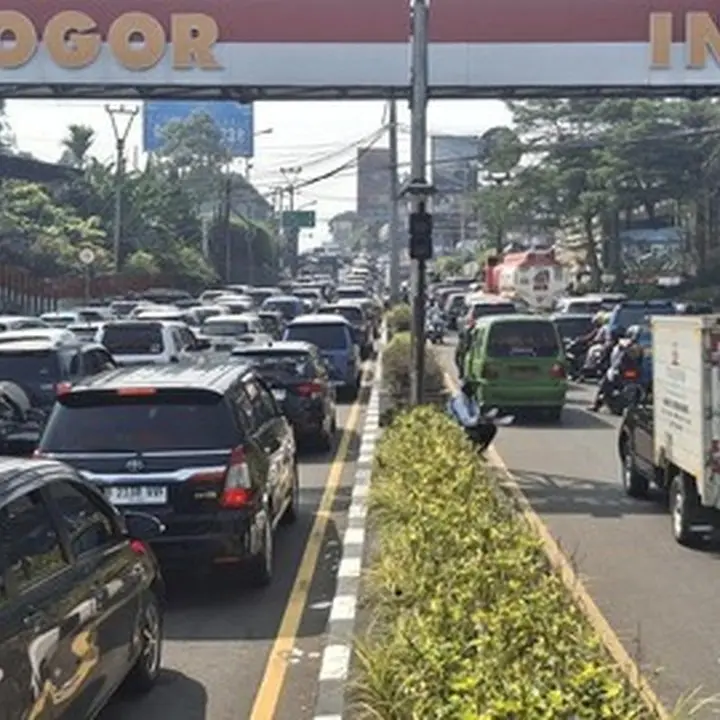 Puncak Padat Saat Libur Sekolah, 184.017 Kendaraan Lewati Jalan Raya