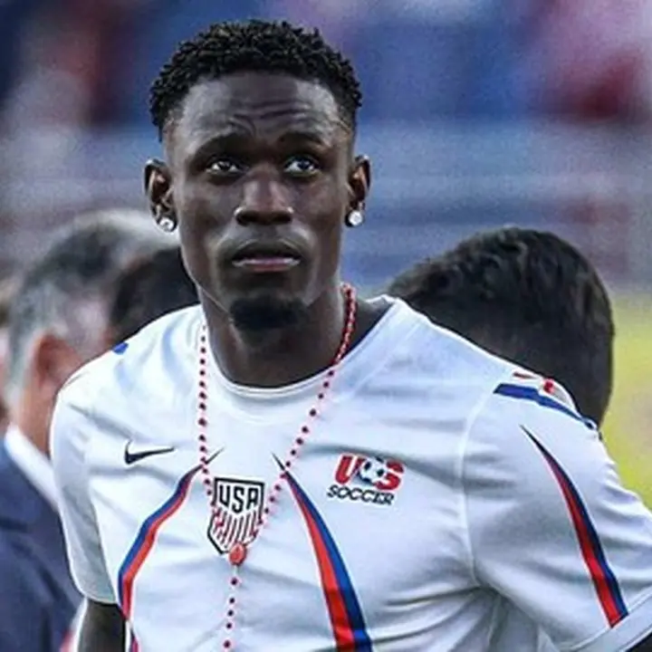 Trump Puji FIFA Setelah Penangguhan Kartu Merah Balogun, Publik Bereaksi
