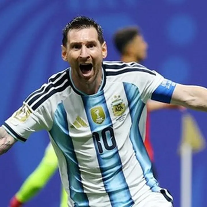 Argentina Balikkan Keadaan, Menang 3-2 Atas Mesir dan Lolos ke Perempat Final