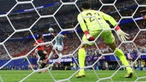 Wasit François Letexier Kembali Diprotes Usai Argentina Menang Dramatis Atas Mesir