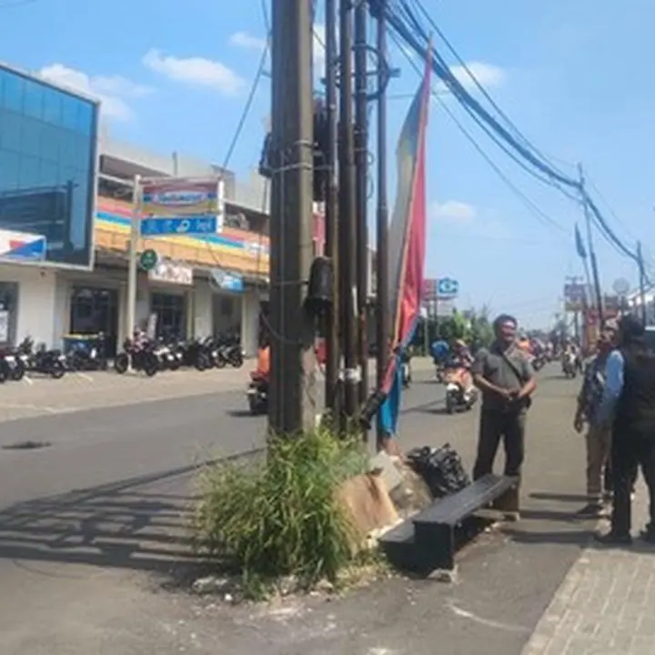 Teknisi Pemasangan Kabel Tersengat Listrik di Cilebut Barat, Alami Luka Bakar