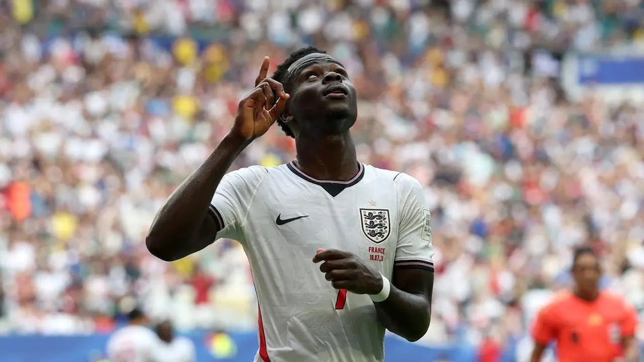 Hat-trick Saka Bawa Inggris Tundukkan Prancis dalam Drama 10 Gol