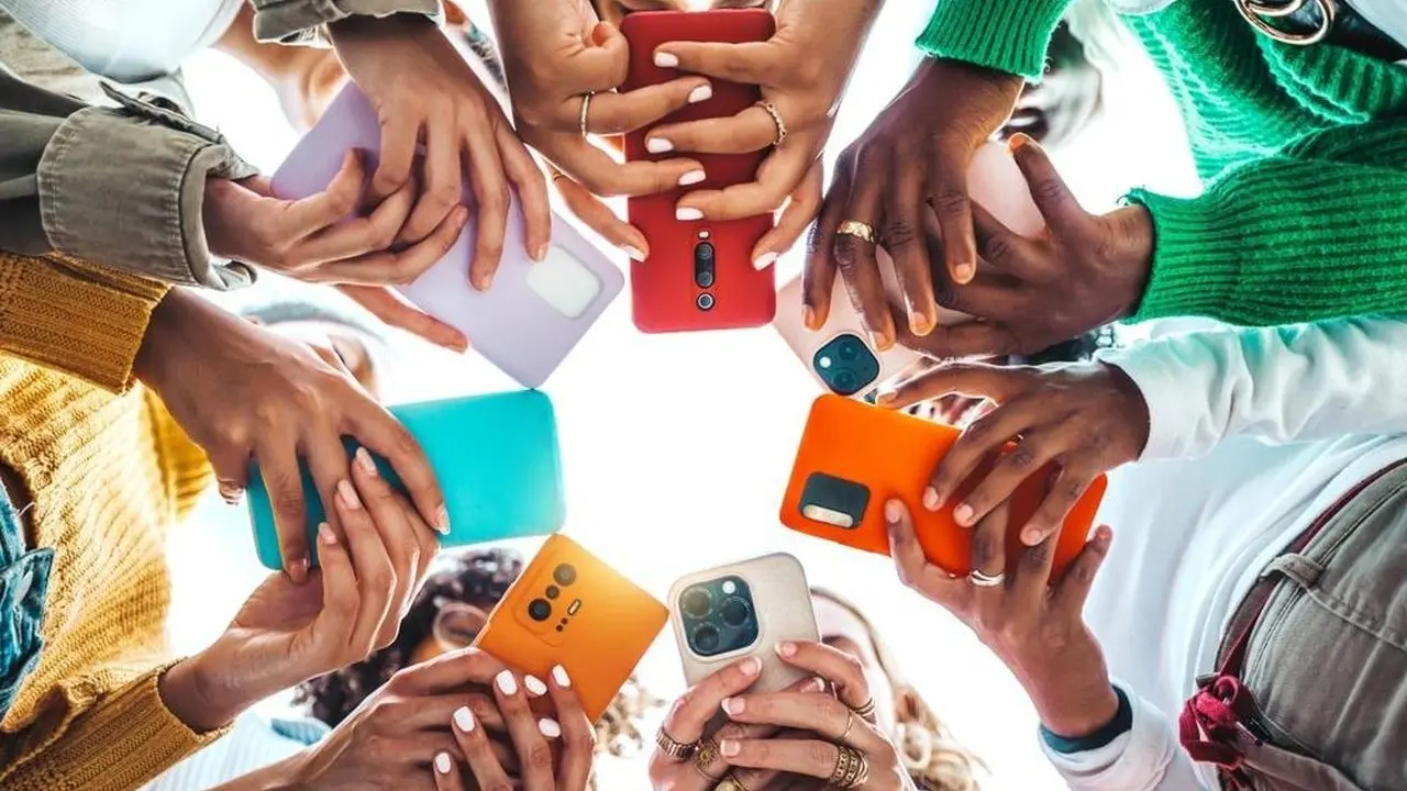 Indosat Raih Spektrum 80 MHz, Perluas Jaringan 5G dan Layanan FWA