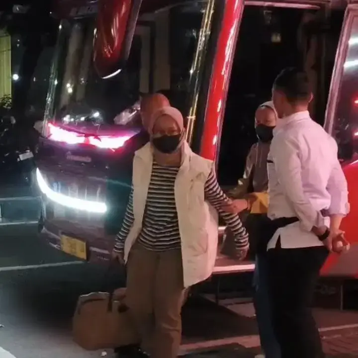 Istri Bupati Pemalang Dibawa ke KPK Pasca OTT di Jawa Tengah