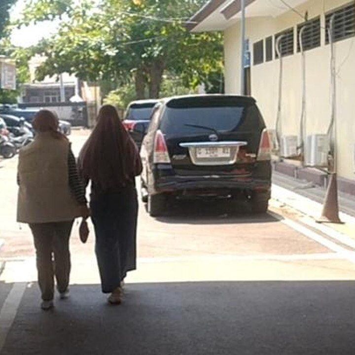 Istri Bupati Pemalang Turut Dibawa KPK Usai OTT Suami