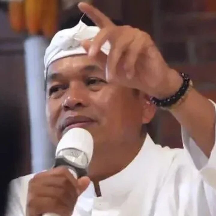 Jabar Akan Regenerasi Angkot Tua, Bandara Husein Sastranegara Kembali Beroperasi