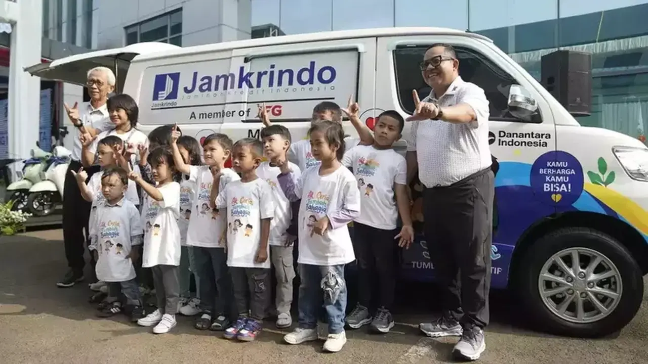 Jamkrindo Luncurkan Mobil PELITA untuk Tingkatkan Literasi dan Tumbuh Kembang Anak