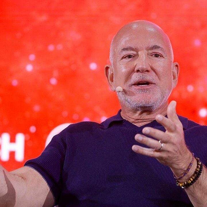 Jeff Bezos Dilirik Jadi Investor Saham Minoritas Liverpool