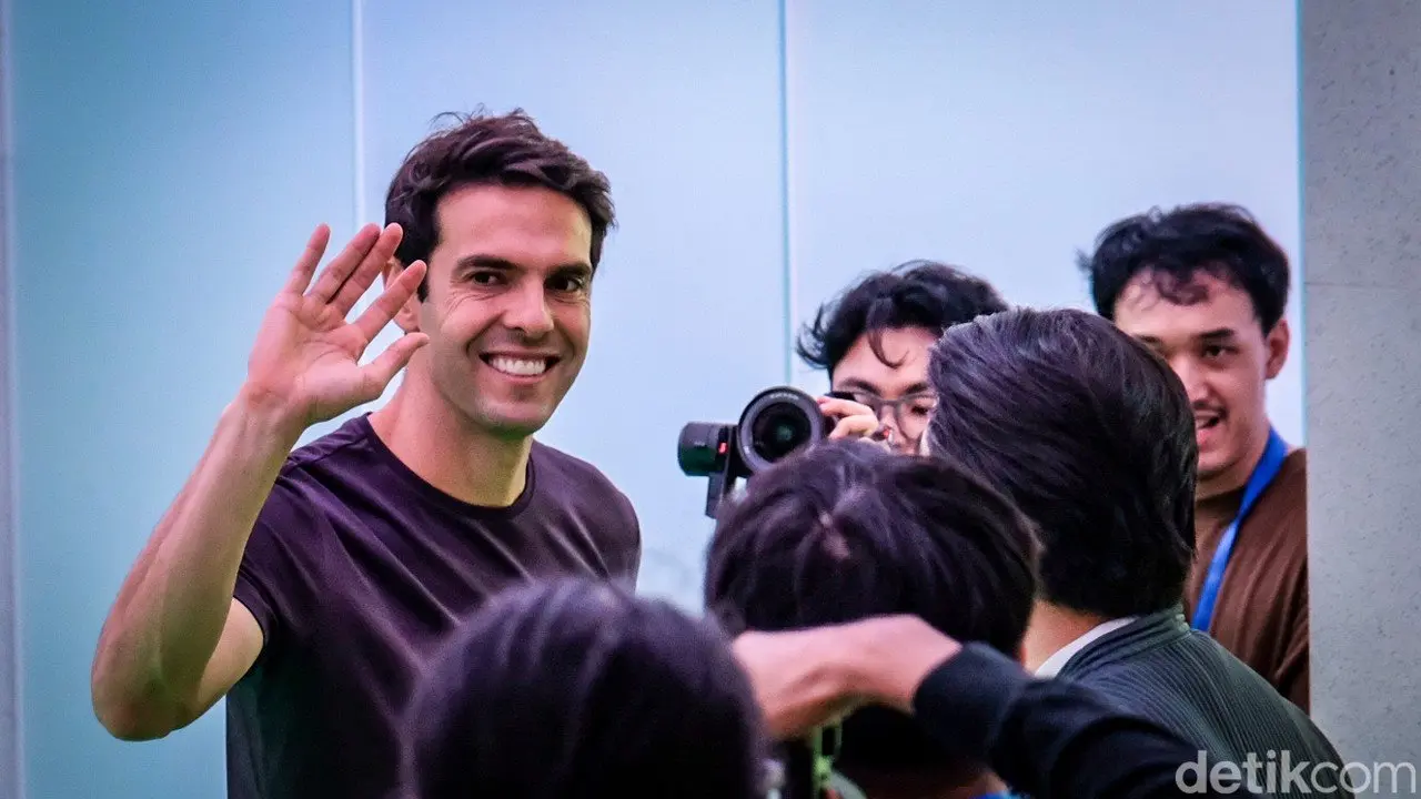Kaka Prihatin Timnas Brasil Tertinggal Jauh dalam Proyek Jangka Panjang