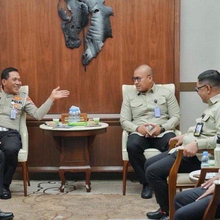 Kakorlantas dan KSP Bahas Persiapan Nataru, ODOL, hingga Optimalisasi ETLE