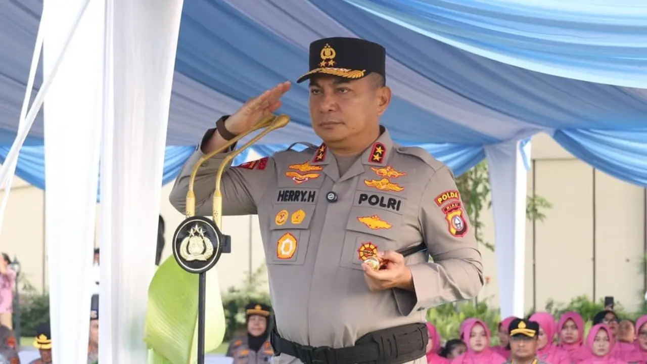Kapolda Riau Tekankan Pelayanan Publik untuk Bangun Kepercayaan Masyarakat