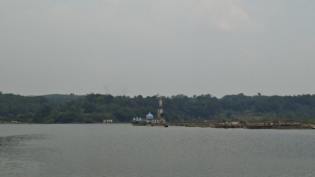 Kemarau Ungkap Kampung Tenggelam di Lebak, Saksi Bisu Proyek Bendungan Karian