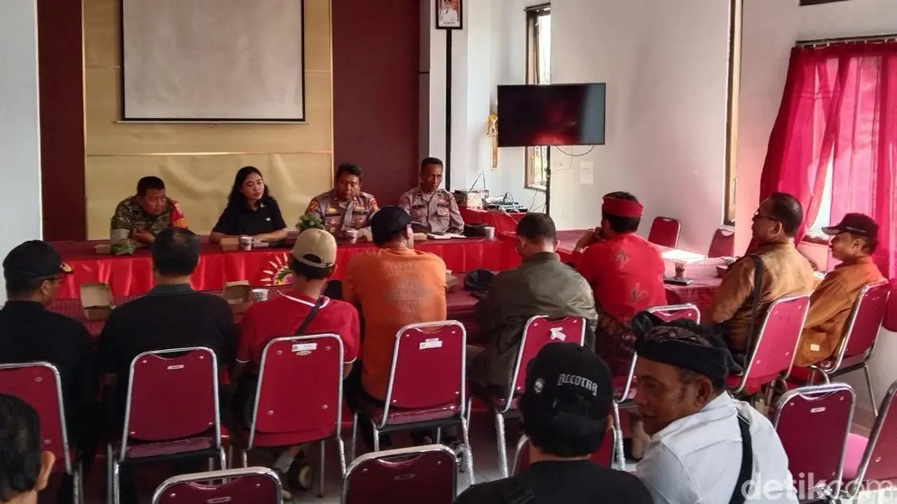 Kepala Desa Batunya Mohon Maaf Atas Tewasnya Pencuri Ayam Akibat Pengeroyokan