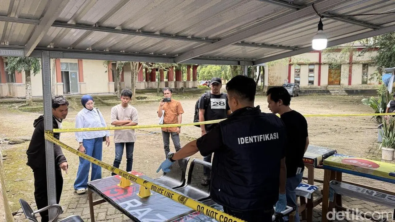 Ketua DPRD Bone Diduga Lempar Kue ke Wajah Staf, Polisi Gelar Olah TKP di Kantin