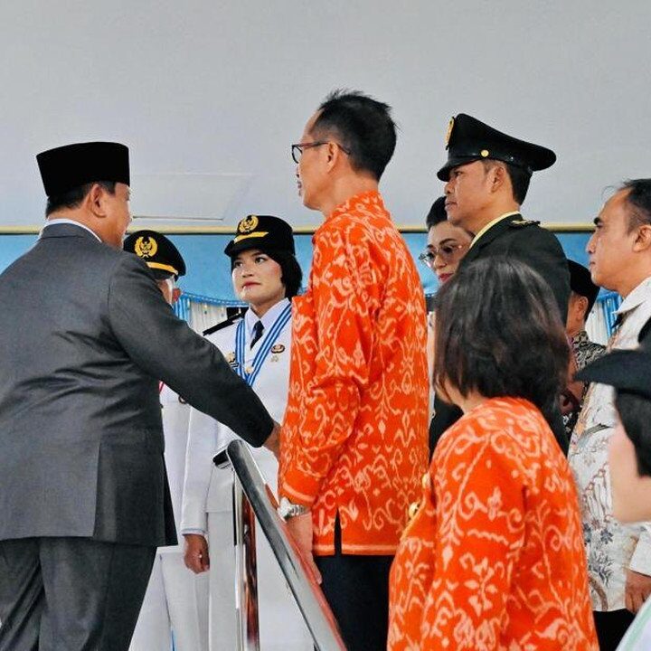 Kisah Inspiratif Orang Tua Lulusan Terbaik IPDN: Bangga dan Haru di Pelantikan Praja Muda