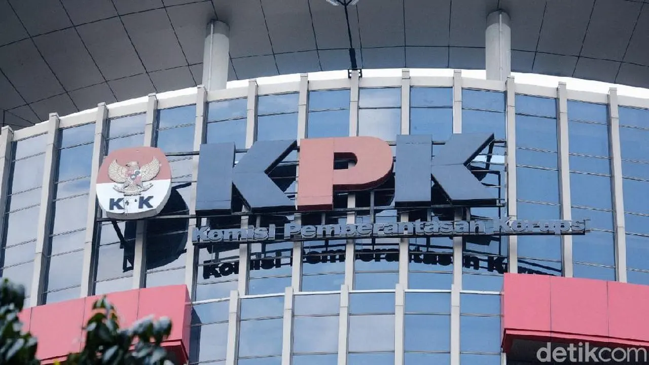 KPK Geledah Rumah Kadis PUPR Bengkulu Terkait Suap Bupati Rejang Lebong, Sita Rp 4 Miliar