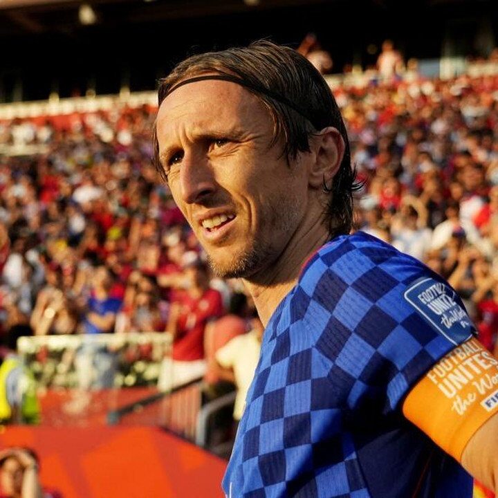 Luka Modric Bertahan di AC Milan Hingga 2025